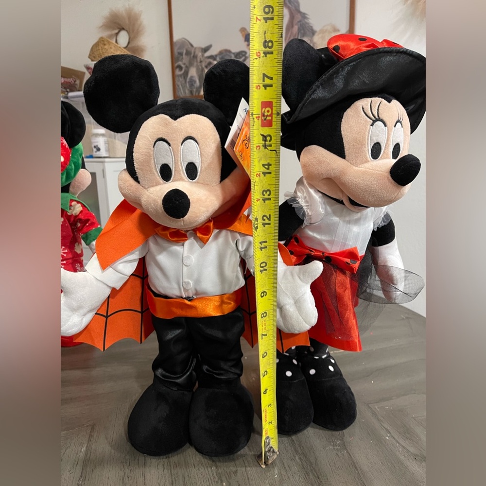 MICKEY MOUSE AND MINNIE MOUSE PLUSH GREETERS NEW HALLOWEEN VAMPIRE AND WITCH SET